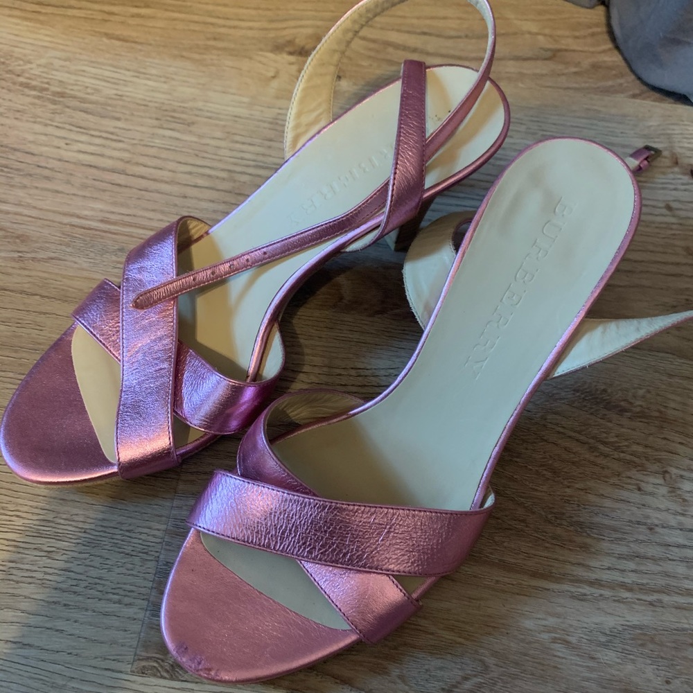 Metallic pink Burberry shoes